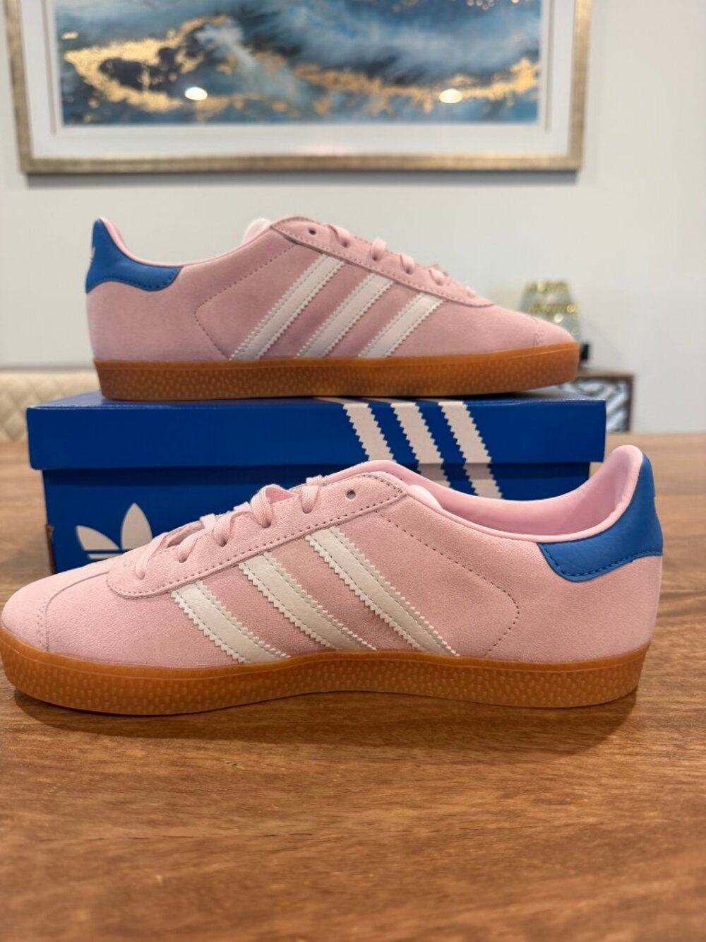 Adidas Gazelle J in Pink/White/Blue Size 7Y/8.5W BNIB